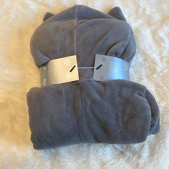 Ladies Plush Onzie: Unicorns and Cat - Picture 5 of 9